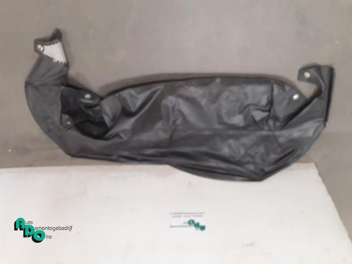 Plaque de protection toit cabriolet d'un Mazda MX-5 (MX-5 NB, -, 3 mois de garantie, Mazda, Utilisé