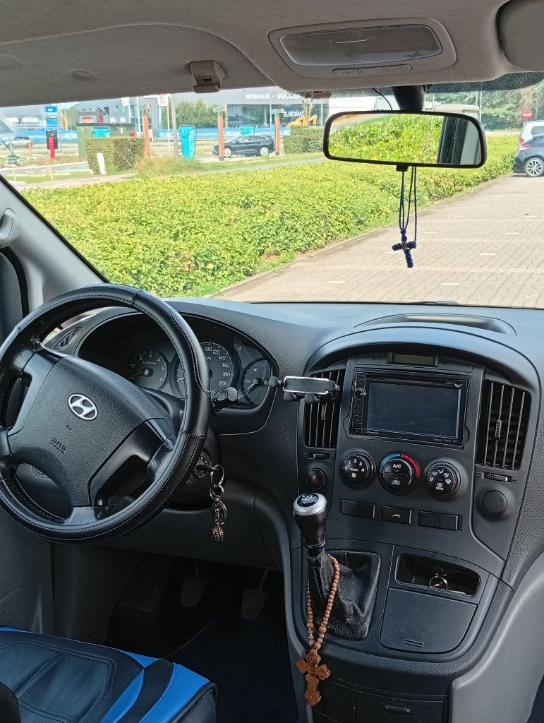 HYUNDAI H1 ,, Autos, 100 kW, Achat, Boîte manuelle, Autre carrosserie