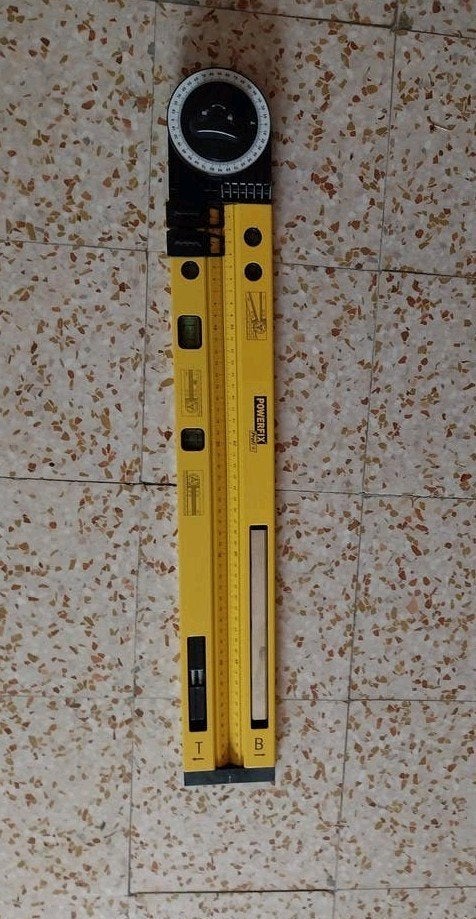 Waterpas met hoekmeter., Doe-het-zelf en Bouw, Meetapparatuur, Ophalen