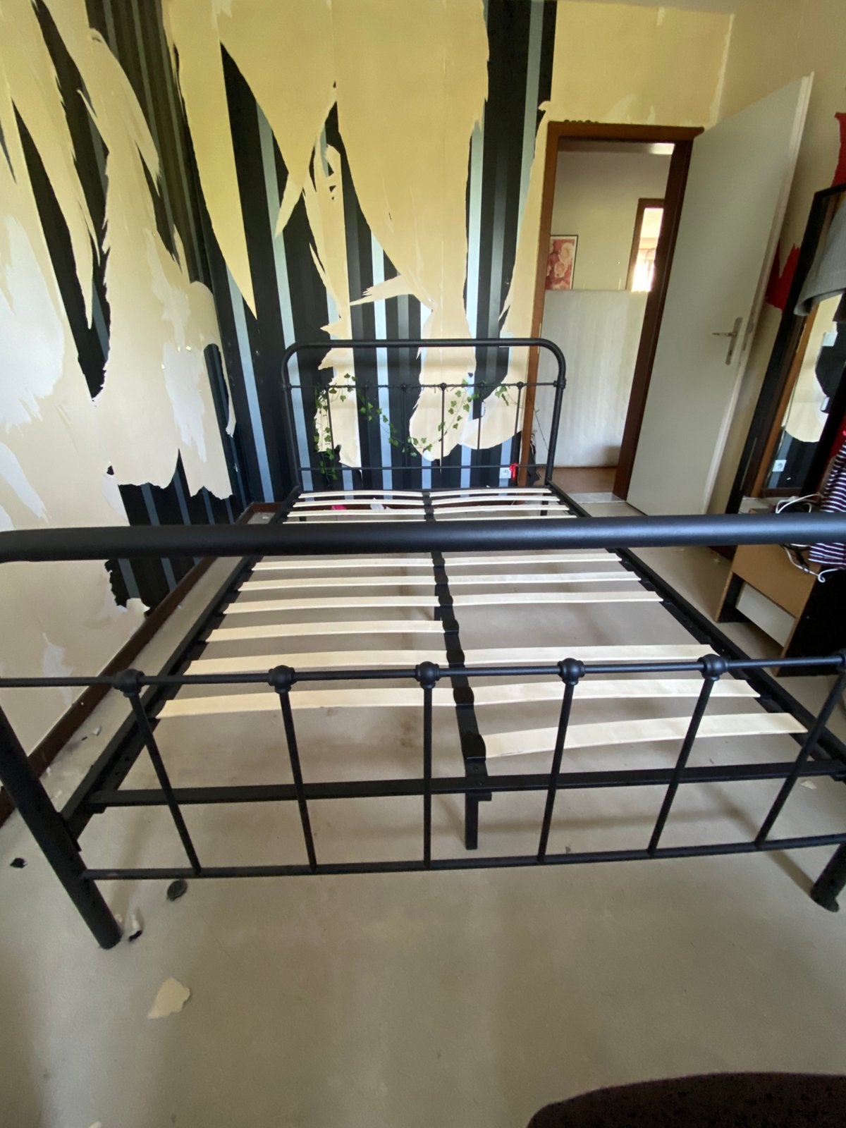 IJzeren bed, Huis en Inrichting, Ophalen, Zo goed als nieuw
