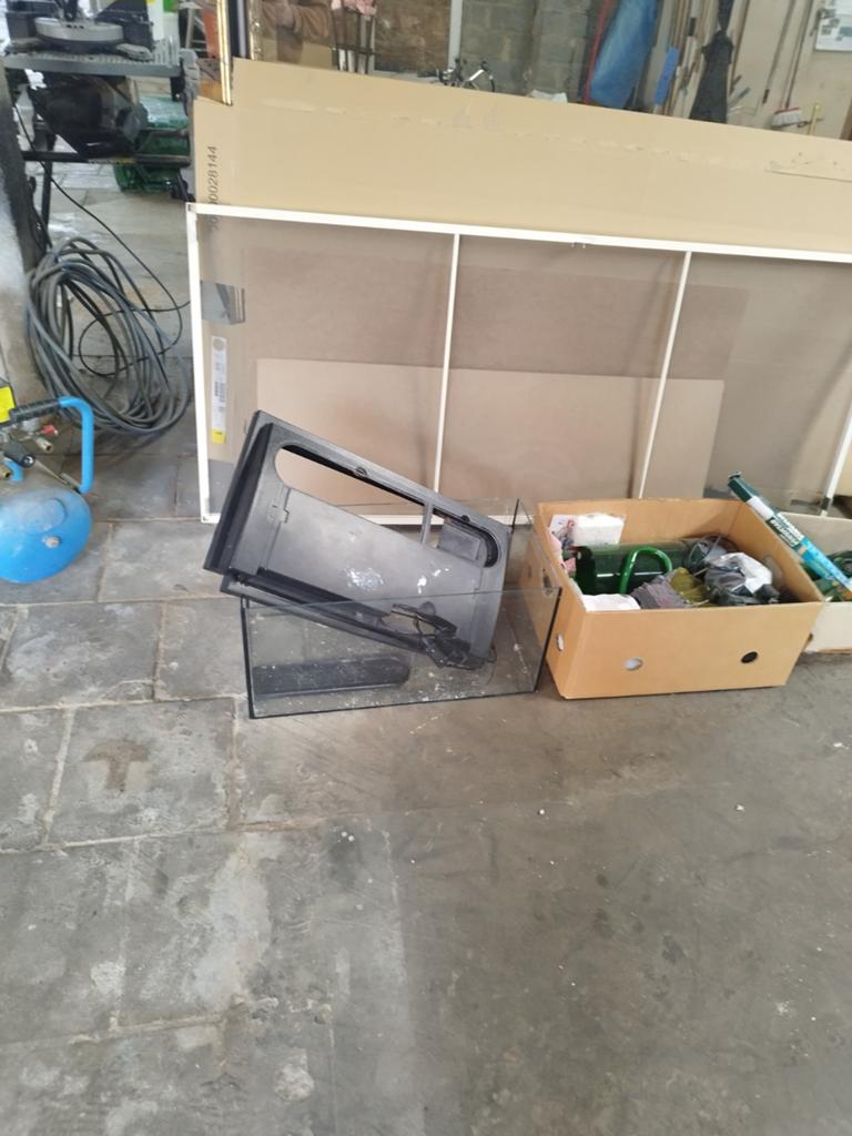 Aquarium en benodigde
