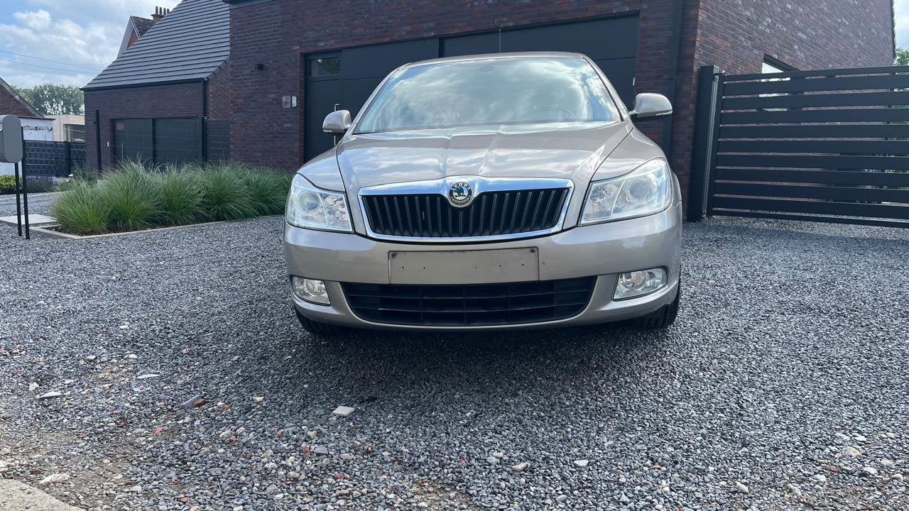 Skoda Octavia 1.6 benzine, 110.000km, airco, Autos, Cuir, Achat, Entreprise, Boîte manuelle