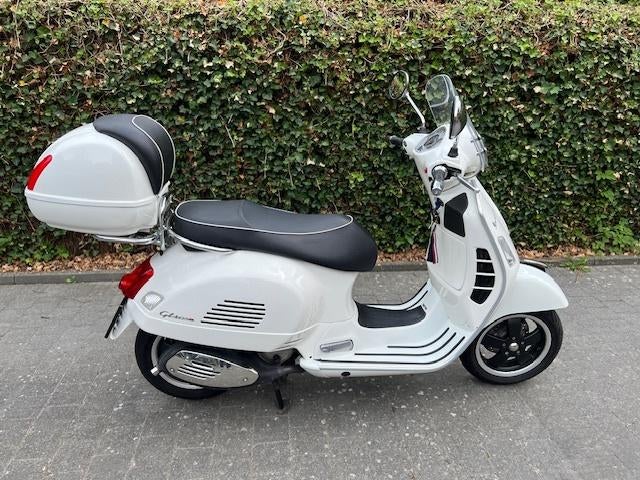 Vespa GTS Super 125 ie, Motoren, Scooter, Particulier, 125 cc, 11 kW of minder