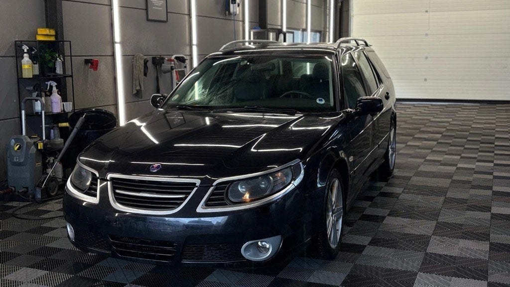 Saab 1.9d AUTOMATIQUE Bj. 2010 308000Km EXPORT, Auto's, Saab, Automaat, 110 kW, 4 cilinders, Zwart