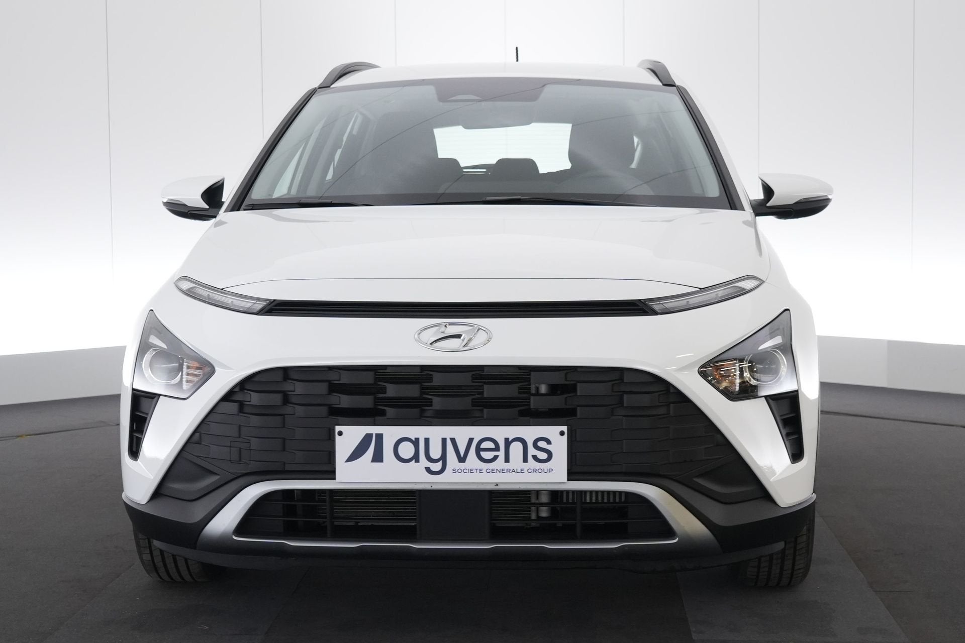 (2CGV540) HYUNDAI BAYON, Voorwielaandrijving, Euro 6, Wit, Bedrijf