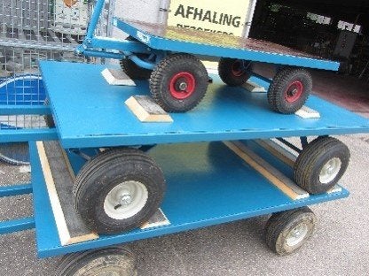 OPRUIMING PLATFORMWAGENS & HANDTREKWAGENS MET DRAAIKRANS, Articles professionnels, Machines & Construction | Chariots élévateurs & Transport interne