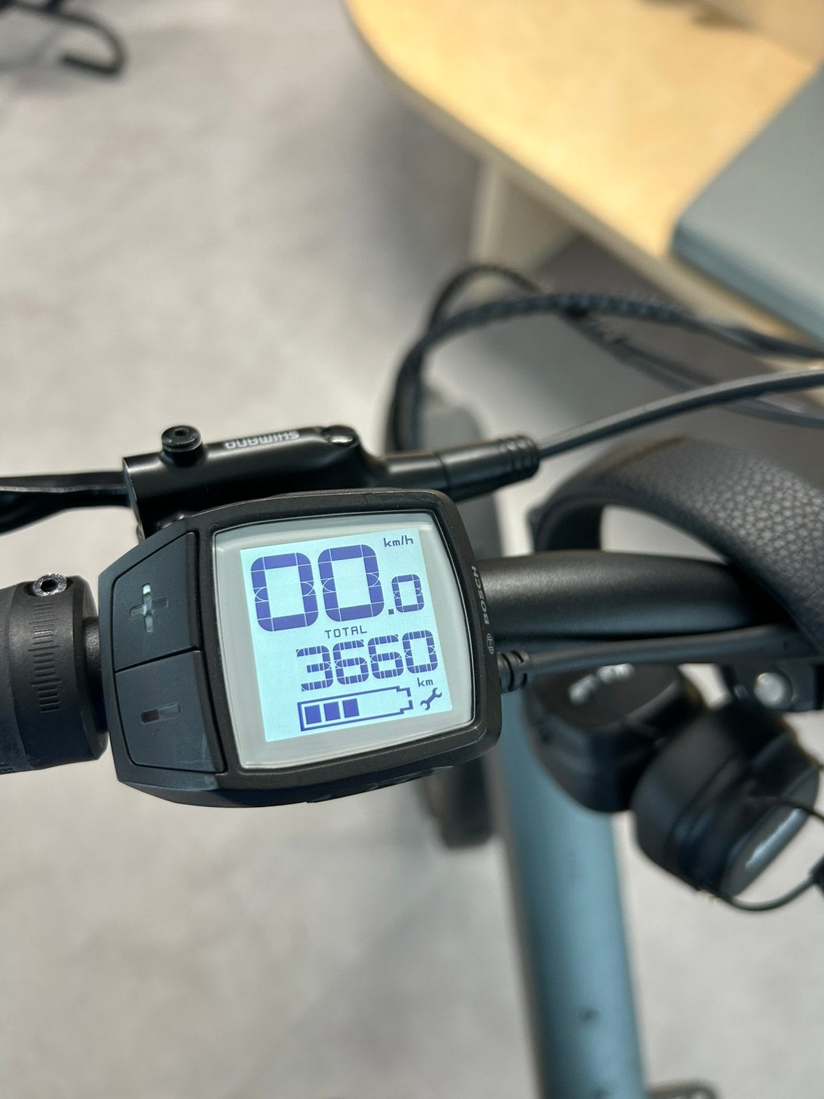POUR LES CONNAISSEURS, Vélos & Vélomoteurs, Vélos électriques, Comme neuf, Enlèvement