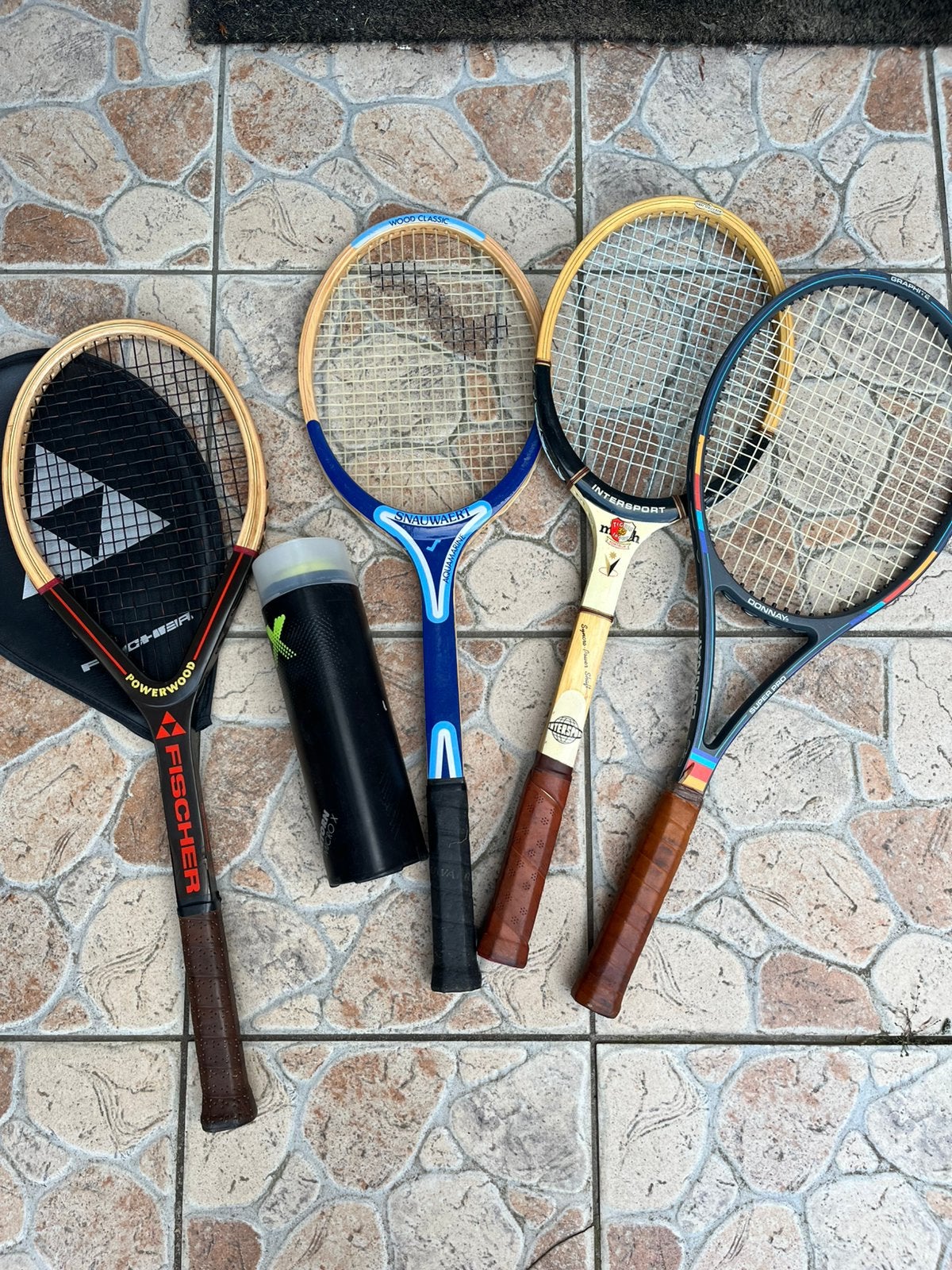 4 raquettes de tennis + balles de tennis, Sports & Fitness, Enlèvement, Comme neuf