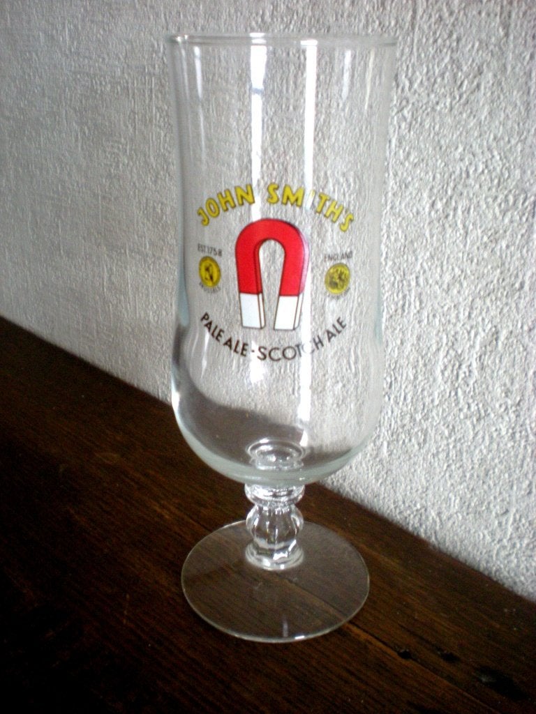 John Smith's, Verzamelen, Biermerken, Zo goed als nieuw, Glas of Glazen, Ophalen of Verzenden
