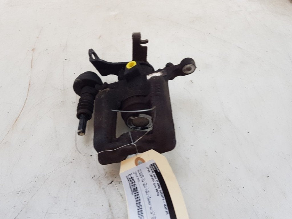 REMKLAUW RECHTS ACHTER Opel Zafira Tourer (P12), Gebruikt, Opel