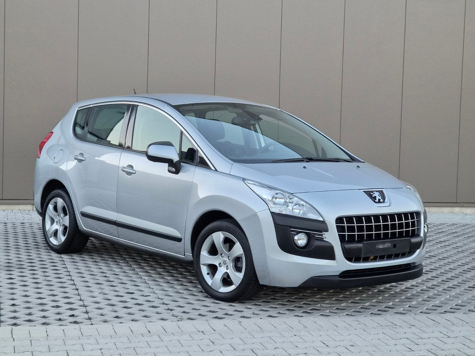 Peugeot 3008 2012 1.6 Benzine 120pk/1jaar Garantie, Auto's, Euro 5, Zwart, 4 cilinders, 1600 cc