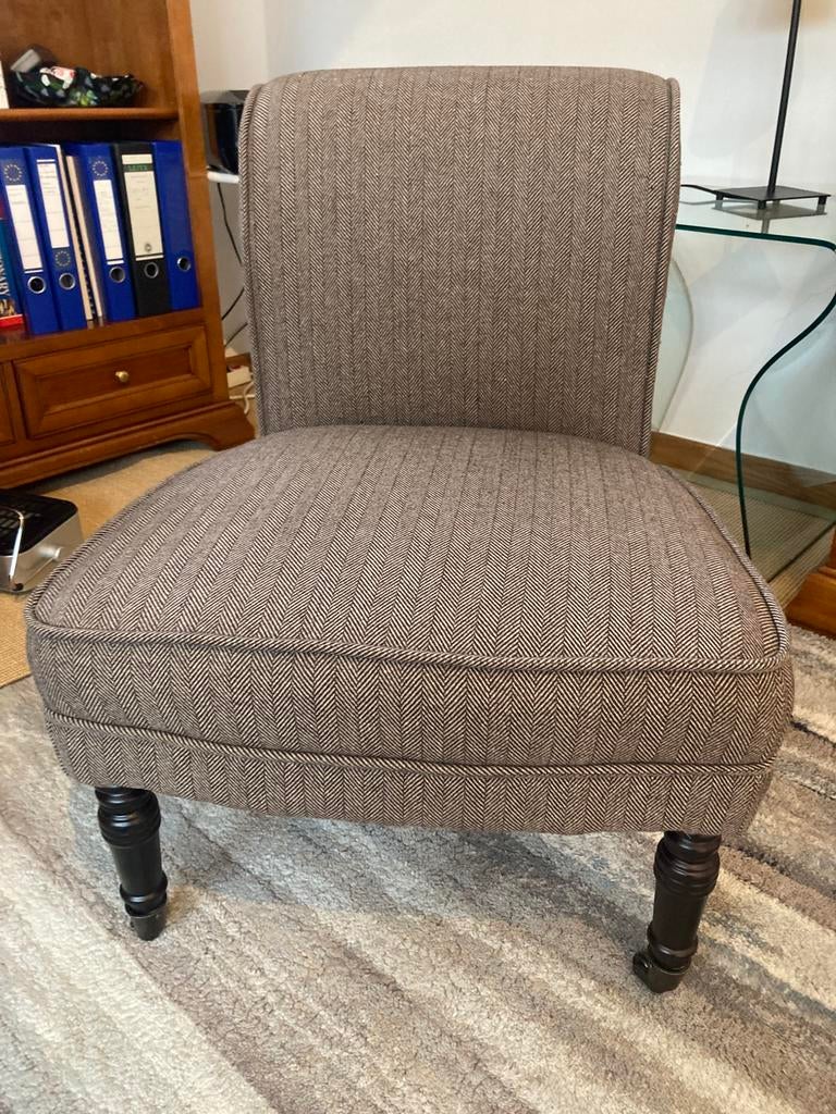 Kleine bijzetstoel, Ophalen, Gebruikt, Minder dan 75 cm, Stof