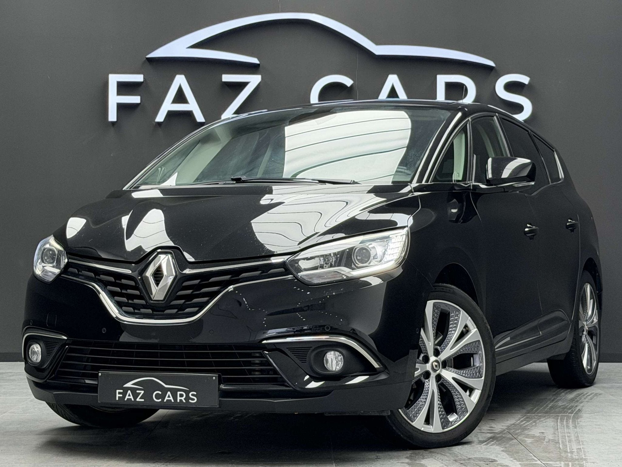 Renault Grand Scénic 1.7 Blue dCi Intens *7 PLACES + CAMÉR, Auto's, Voorwielaandrijving, Gebruikt, 4 cilinders, 1749 cc
