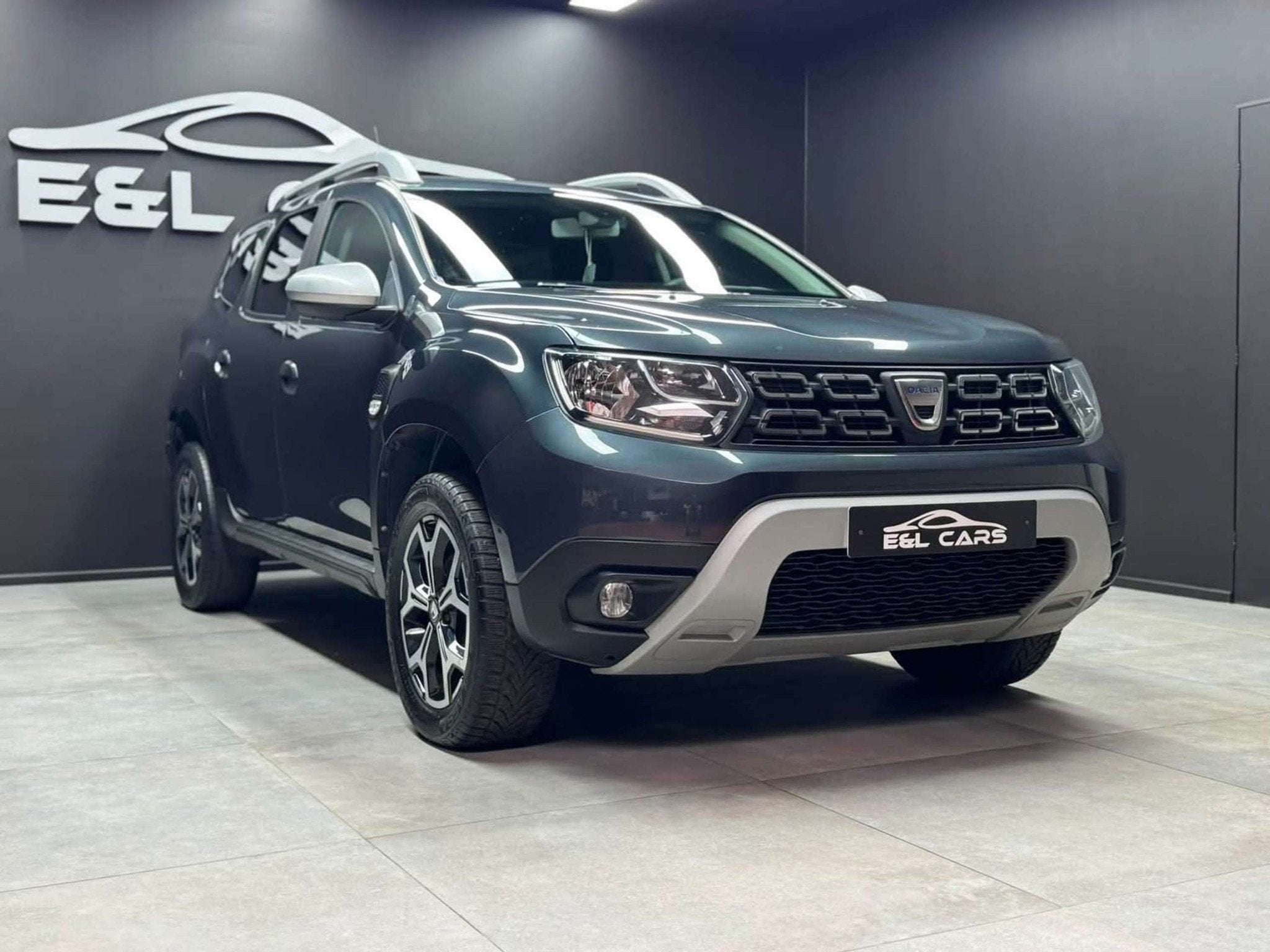 Dacia Duster Duster 1.2 TCe *12 mois de garantie* (bj 2018), Auto's, Dacia, Stof, Gebruikt, 4 cilinders, Duster