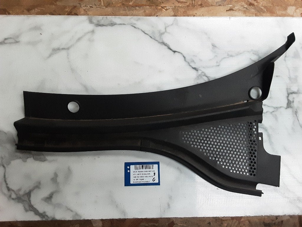 GARNITURES WINDSHIELD Volkswagen Tiguan (AD1) (5NB819403), Volkswagen, Volkswagen AG, Utilisé, Kundenbetreuung@volkswagen.de