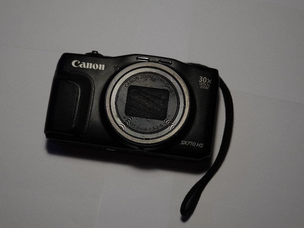 Canon PowerShot SX710 HS – 30 Optische Zoom -200 eur, Ophalen, Gebruikt, Canon, Accu