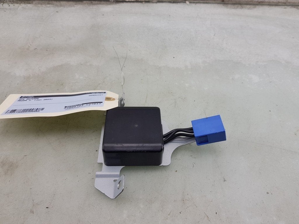 ANTENNE GPS Mazda 3 Sport (BP) (01-2018/-) (|BDMD66T30|), Dhr. J. Ham, Administratie@autoham.nl, Mazda, Utilisé