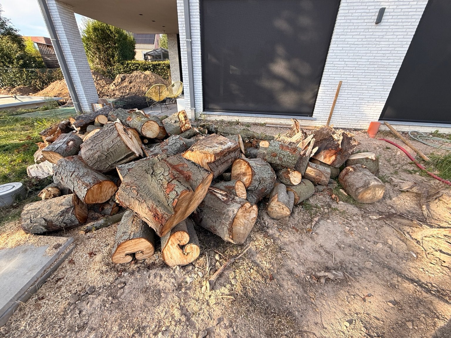 Hout te koop, Enlèvement