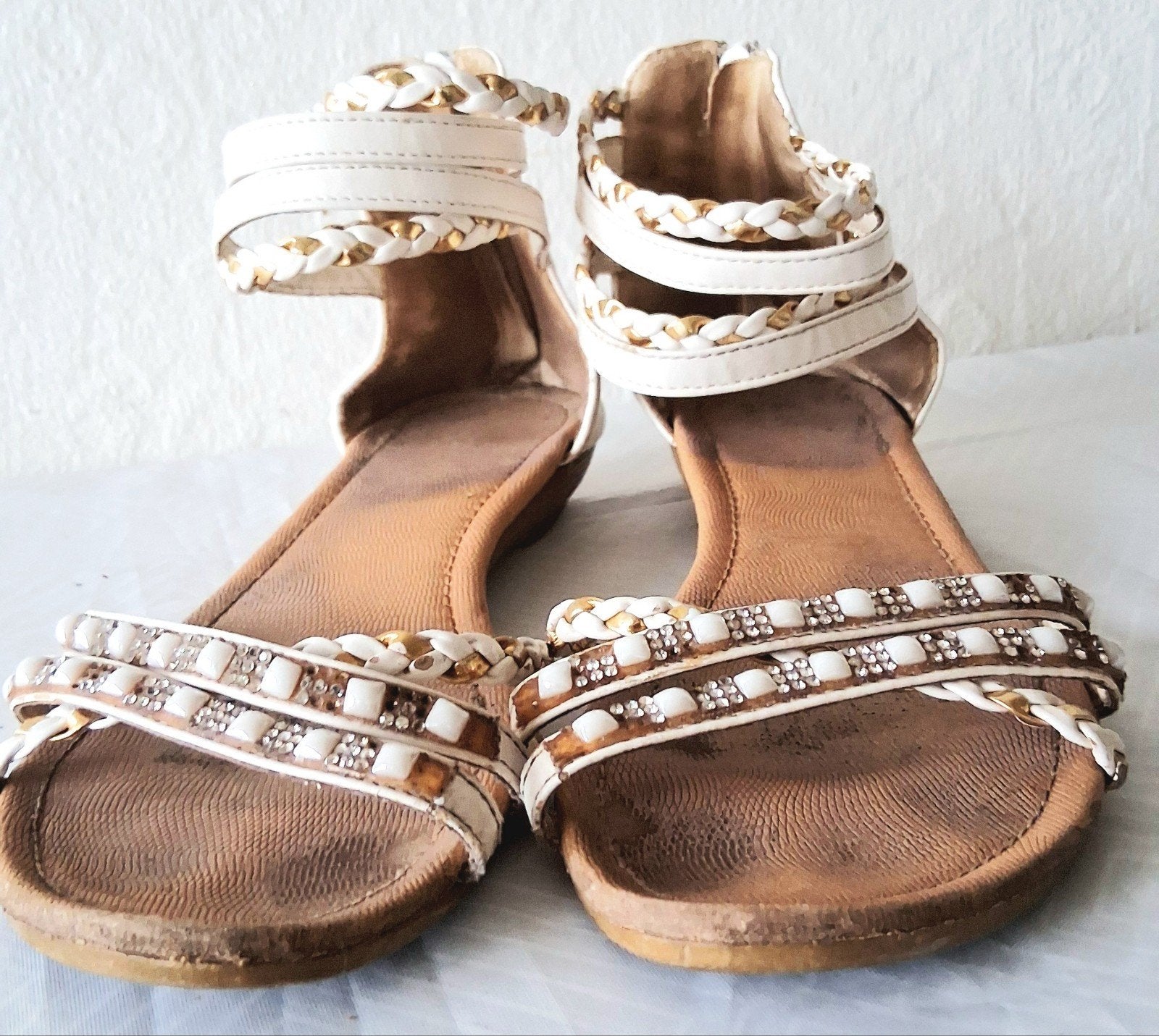 Magnifiques Sandales écru/blanches en État  Parfa, Vêtements | Femmes, Chaussures, Enlèvement ou Envoi, Blanc
