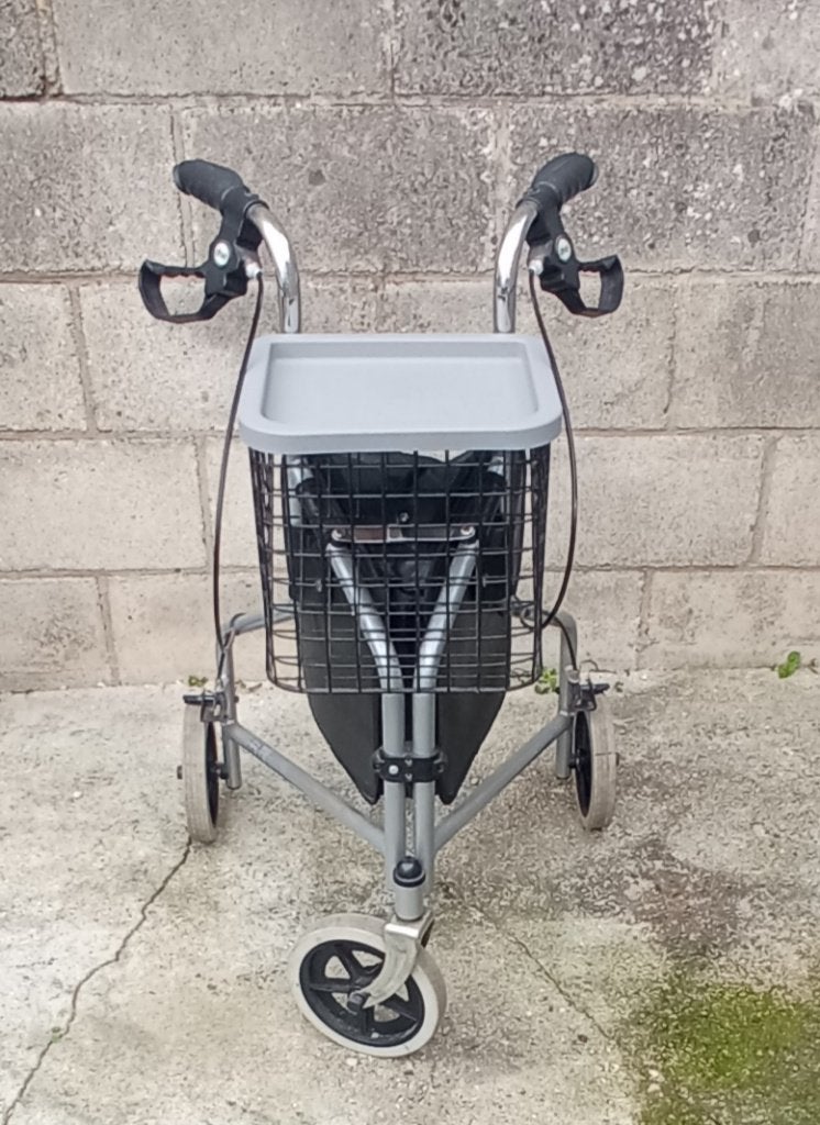 Rollator médical Madrid drive Devilbiss Healthcare, Ophalen, Lichtgewicht, Zo goed als nieuw