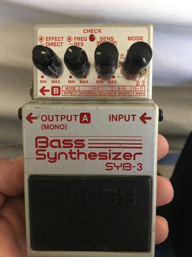 BOSS Bass Synthesizer SYB-3, Musique & Instruments, Effets, Enlèvement, Comme neuf, Autres types