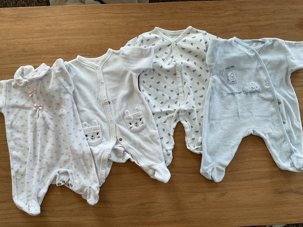 Pyjama’s maat 50, Enfants & Bébés, Vêtements de bébé | Taille 50, Enlèvement ou Envoi, Utilisé, Garçon ou Fille, Vêtements de nuit ou Sous-vêtements
