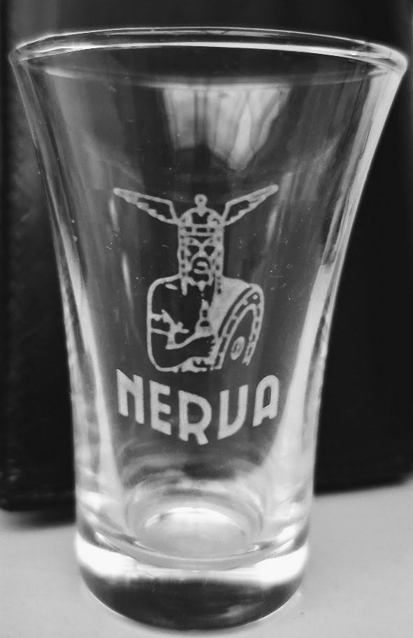 Jeneverglaasje  Nerva  Gent, Verzamelen, Ophalen of Verzenden, Zo goed als nieuw, Borrel- of Shotglas