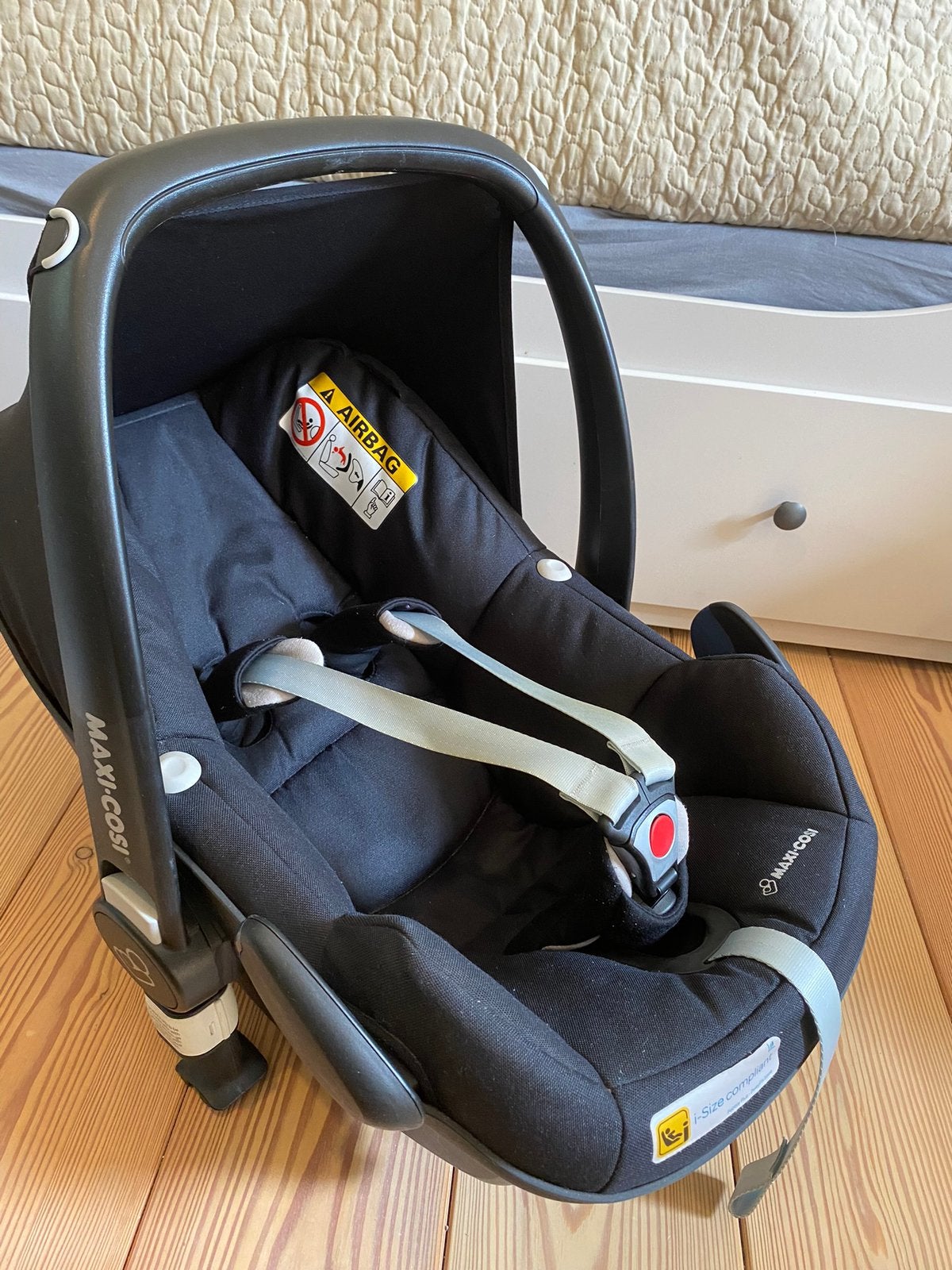 Maxi Cosi Pebble Plus met 2wayFix onderstel, Kinderen en Baby's, Ophalen, Gebruikt, Maxi-Cosi