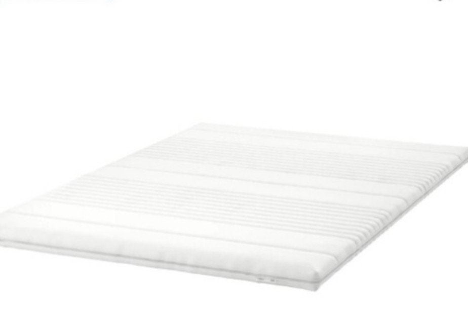 Matras topper (Tussoy IKEA), Huis en Inrichting, Ophalen, Zo goed als nieuw, Matras