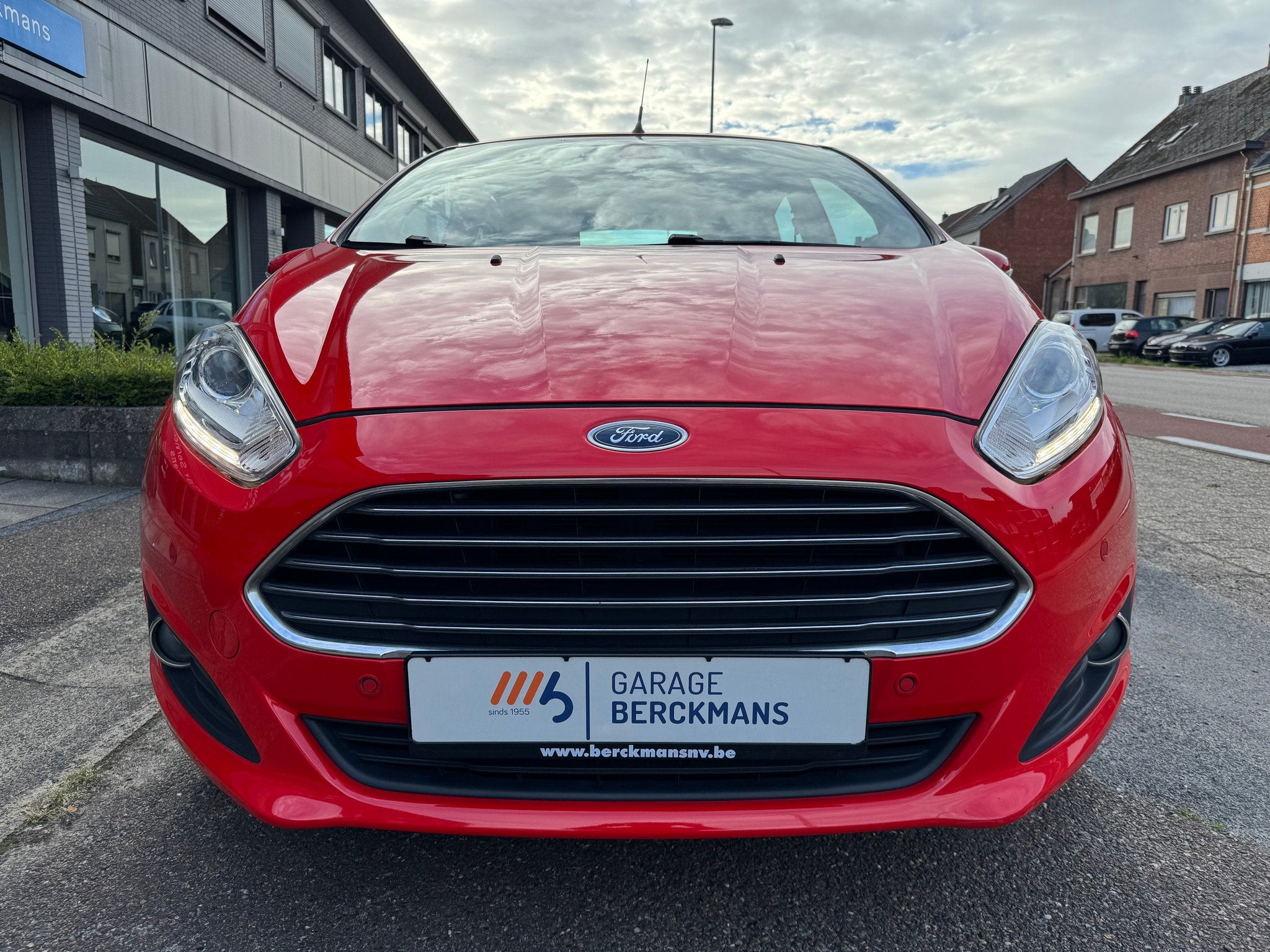 Ford Fiesta 5D 1.0 Benzine, Autos, Rouge, Achat, Entreprise, 5 places