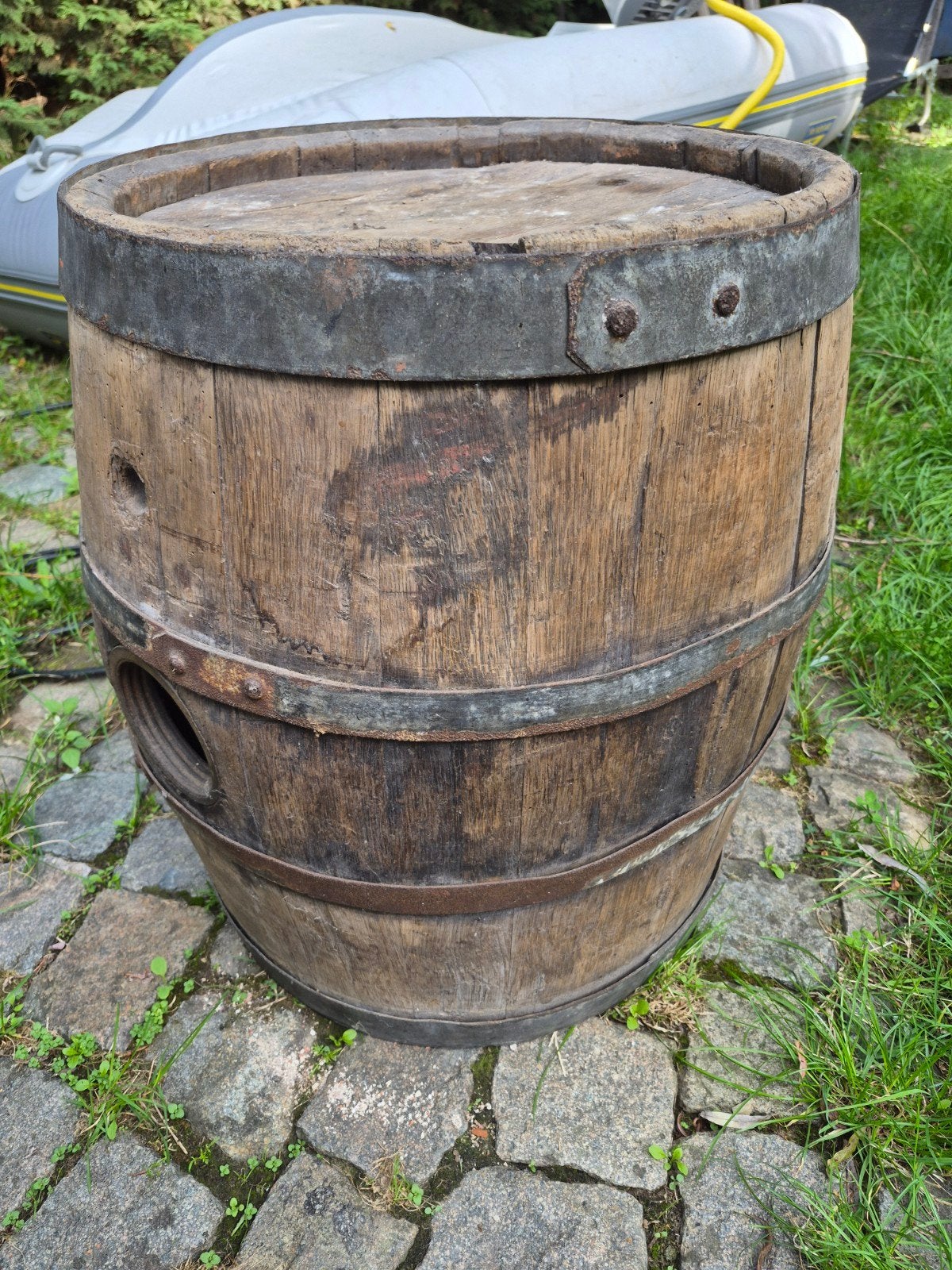 ancien tonneau en bois (fût ou barrique), Enlèvement
