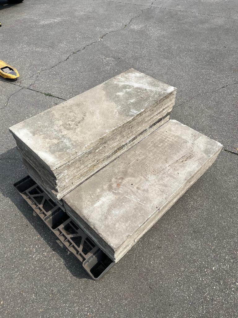 gratis beton platen 17 stuks, Doe-het-zelf en Bouw, Ophalen, Gebruikt, Overige materialen, 20 tot 50 mm