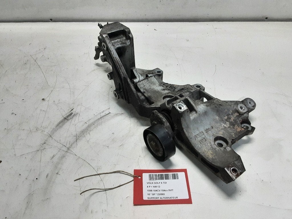 DYNAMO STEUN Volkswagen Golf VI (5K1) (03L903143Q), Gebruikt, Volkswagen, Mevr. I. Hauben, Rue de l'Espoir 34 34
4030  GRIVEGNÉE, BE