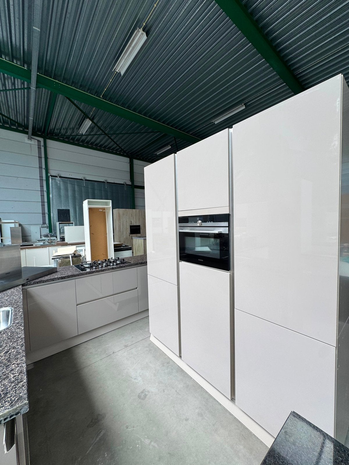 Complete Hoekkeuken + Apparatuur Siemens + GEDEMONTEERD, Huis en Inrichting, Hoekkeuken, Ophalen of Verzenden, Greeploos, Overige kleuren
