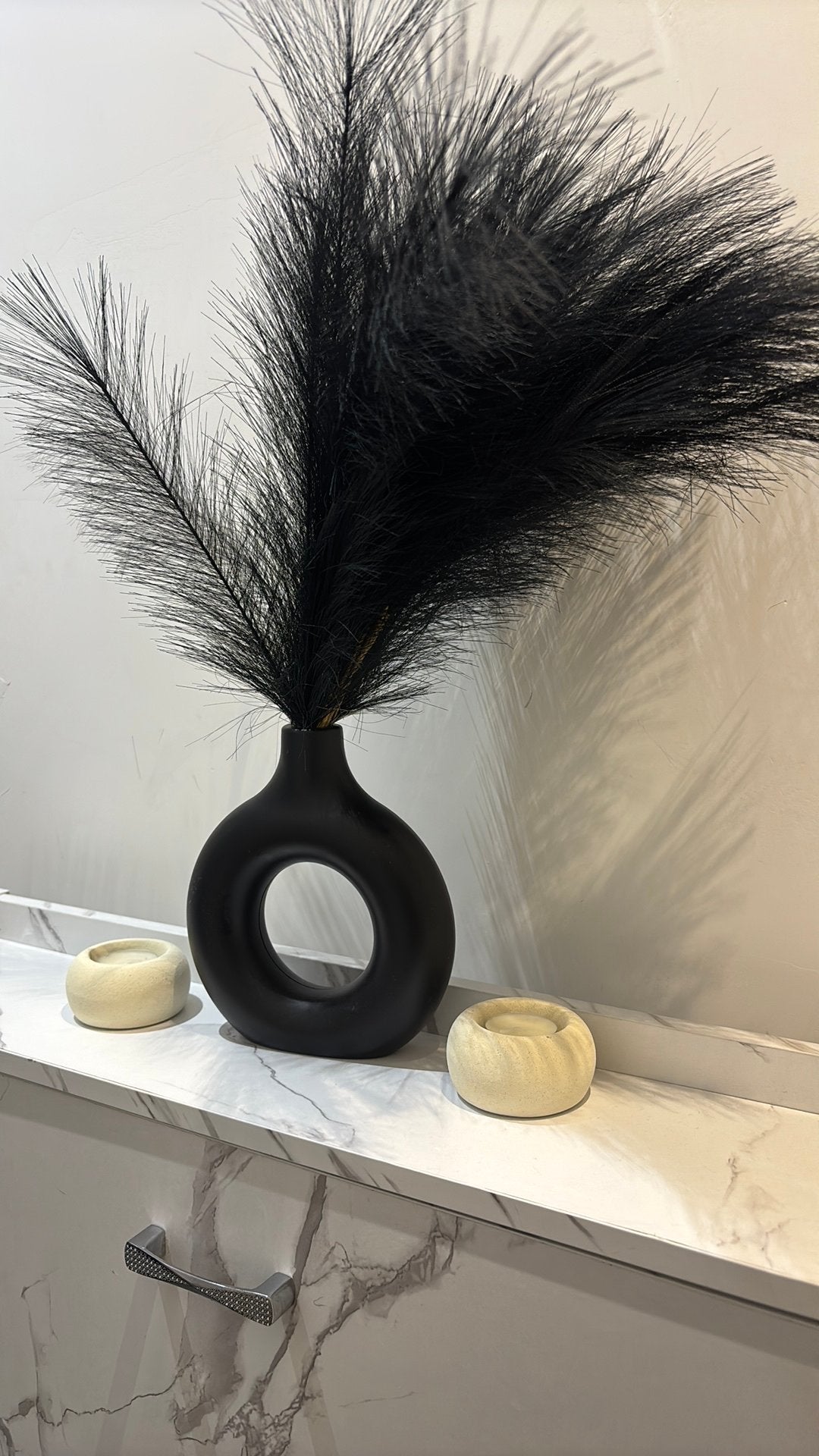 Vase noir une plastique, Overige materialen, Verzenden, Overige typen, Zo goed als nieuw
