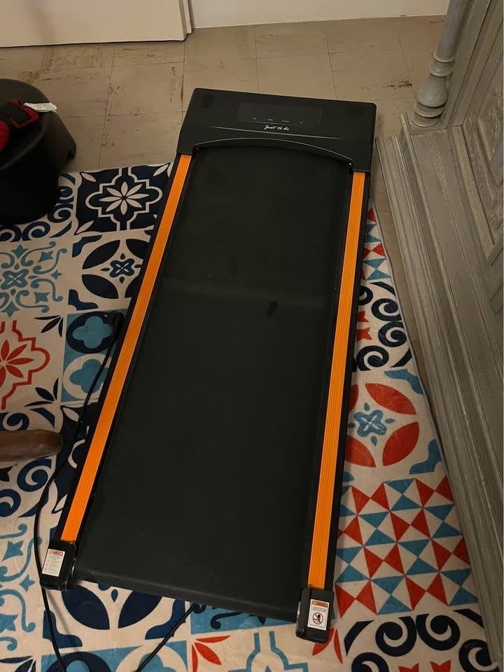TODO treadmill, 1–8 km/h. 550 W with remote control, Ophalen, Zo goed als nieuw, Loopband