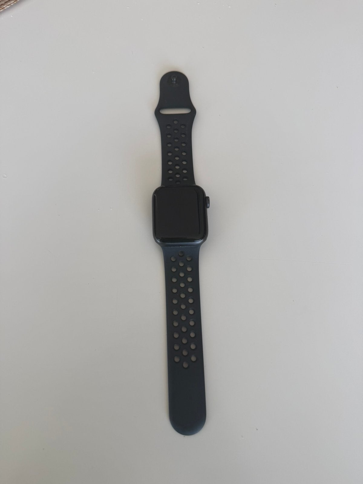 Apple watch SE 2020, Handtassen en Accessoires, Smartwatches, Conditie, Zwart, IOS, Ophalen of Verzenden