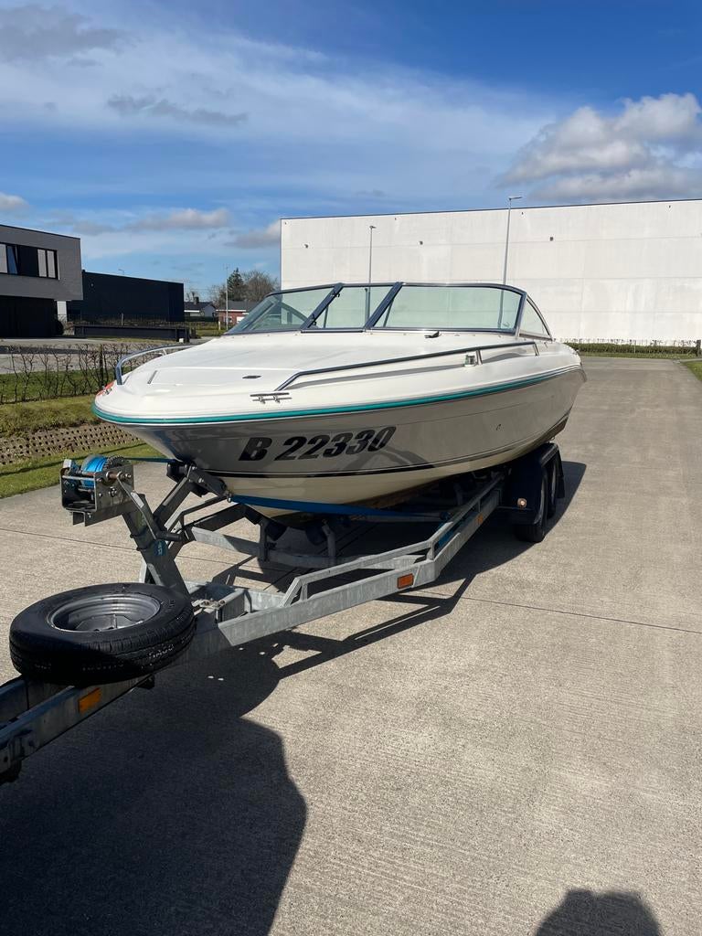 Sea ray, Watersport en Boten, Ophalen, Gebruikt, Binnenboordmotor, 200 pk of meer