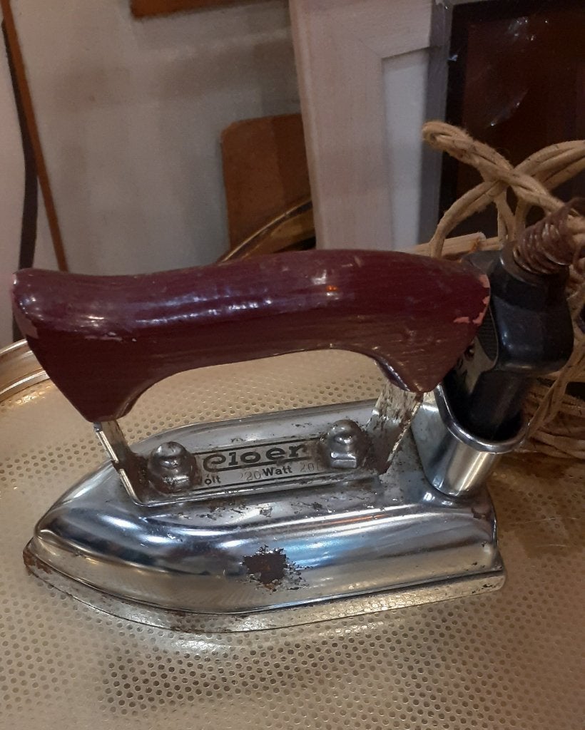 Ancien fer à repasser électrique, Antiquités & Art, Antiquités | Accessoires de maison, Enlèvement ou Envoi