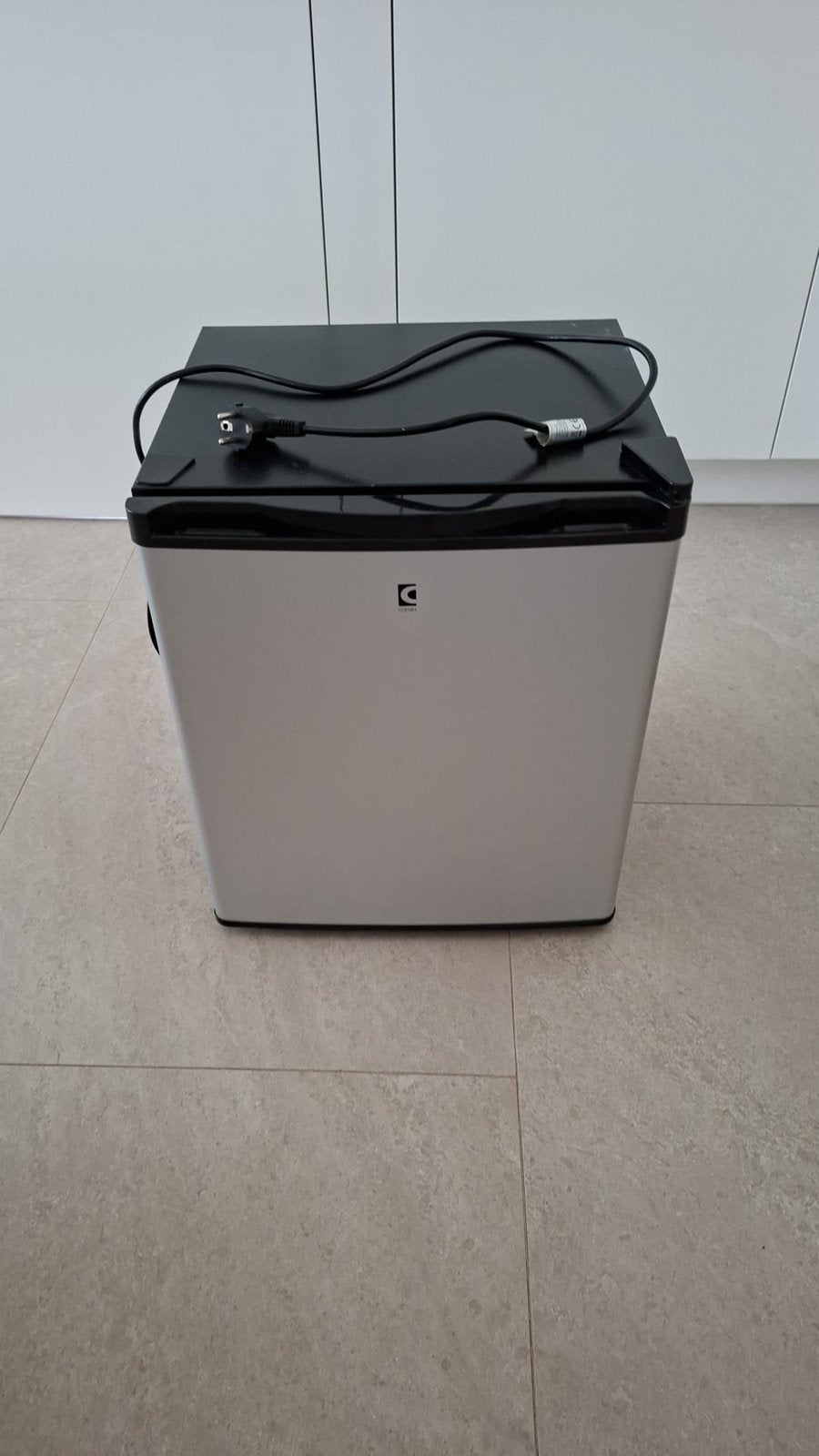 Kleine frigo, Enlèvement, Comme neuf