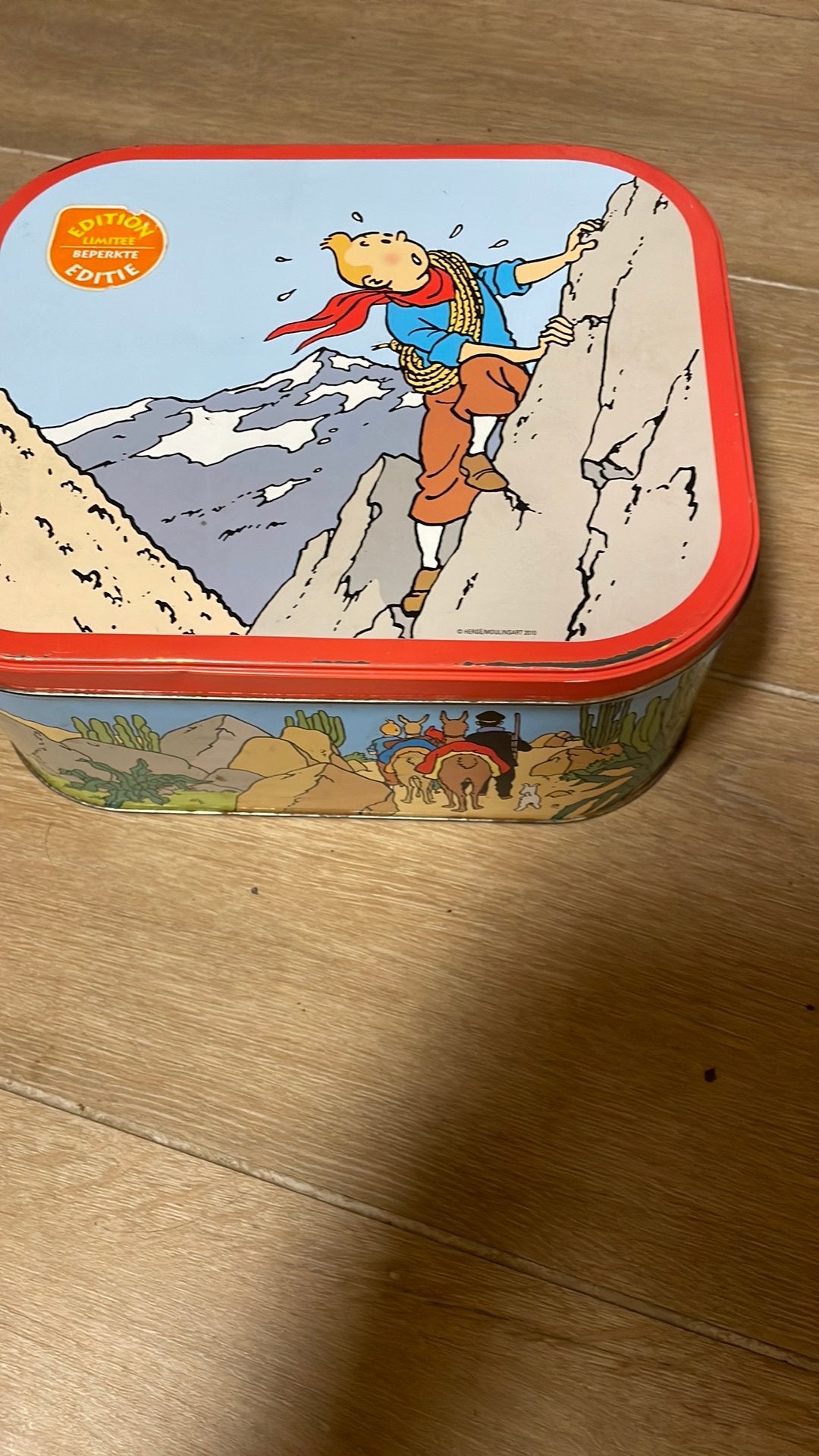 Oude koekendoos Kuifje, Ophalen, Zo goed als nieuw