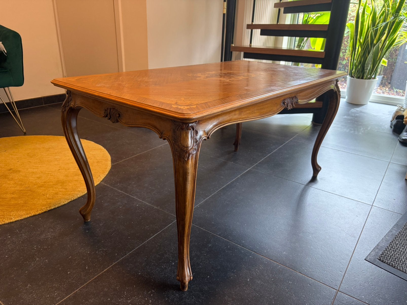 Eettafel in Lodewijk XV-stijl, Ophalen