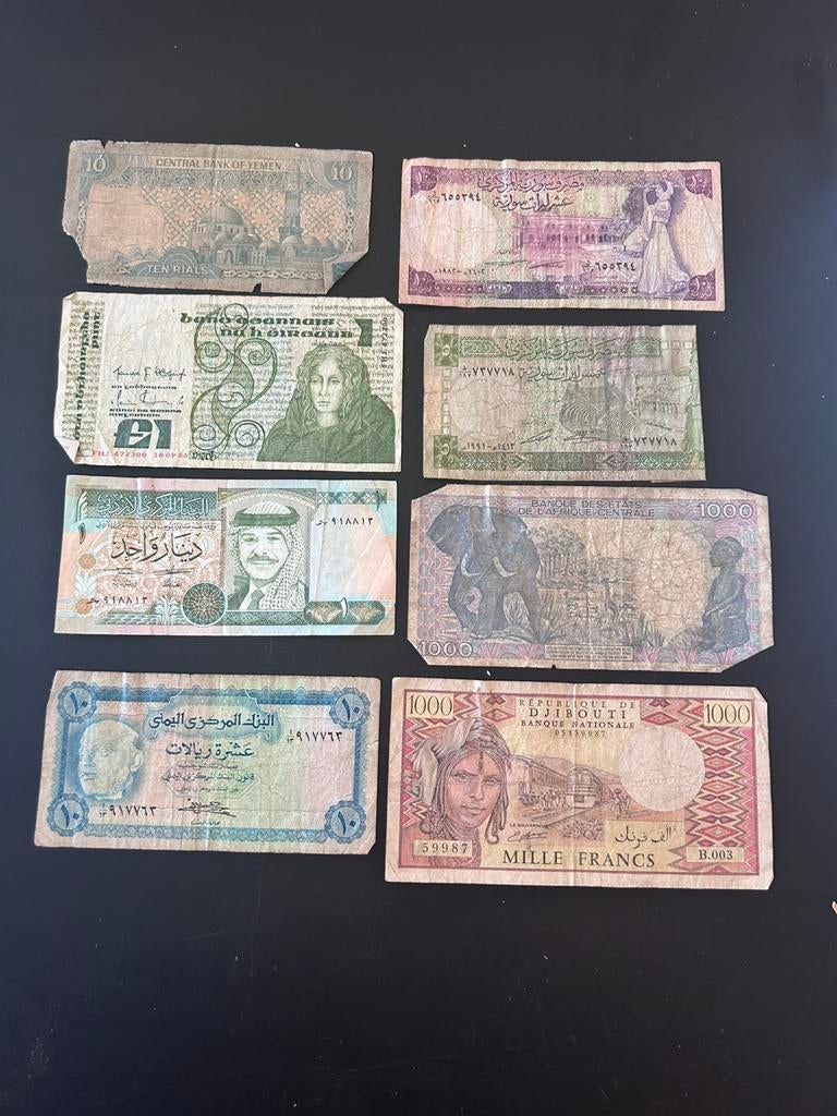 Lotje bankbiljetten, Postzegels en Munten, Ophalen, Setje