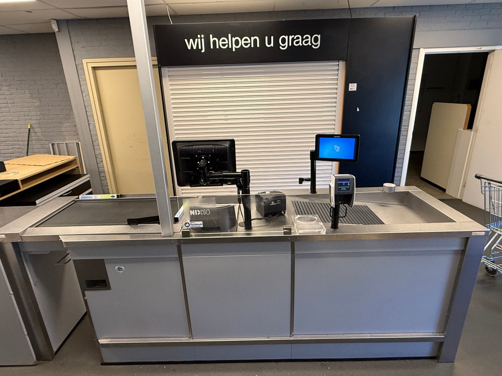 Supermarkt loopband checkout kassa winkel met weegschaal, Ophalen