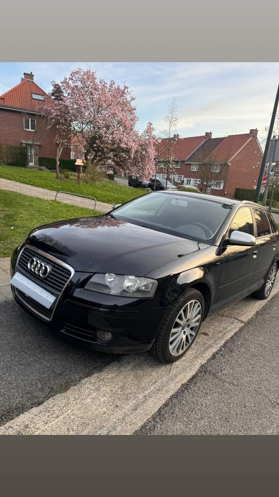 Audi A3 8P 1.6 essence manuelle, Autos, Audi, Particulier, A3, Sièges chauffants, Essence, Enlèvement