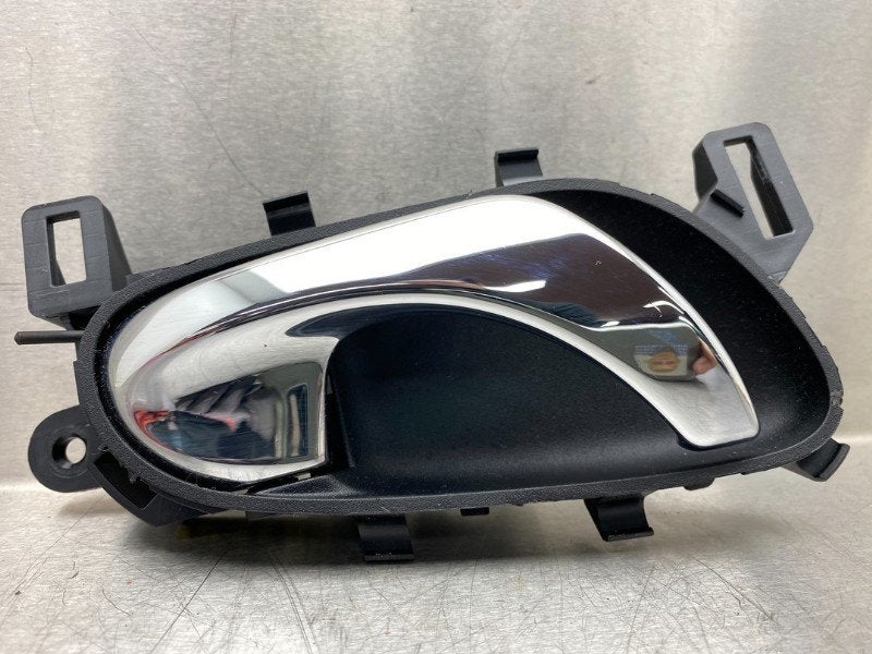 POIGNEE EXTERIEURE ARRIÈRE DROITE Nissan Qashqai (J11), Utilisé, Arrière, Nissan