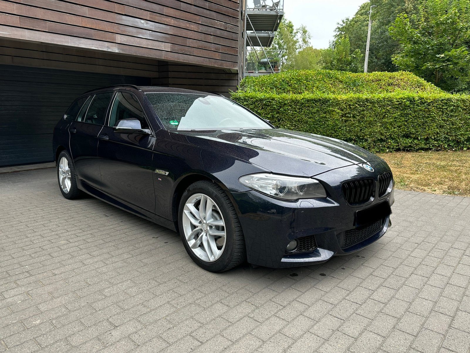 BMW 525d LCI (F11) pack M, Autos, Cuir, Euro 6, Noir, 5 portes