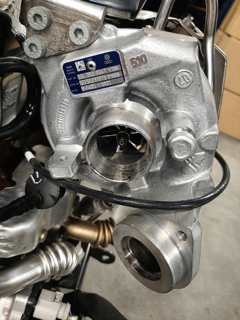 Moteur CFFA Complet SKODA AUDI SUPERB SEAT Q3 SHARAN TIGUAN, Envoi, Utilisé, Skoda