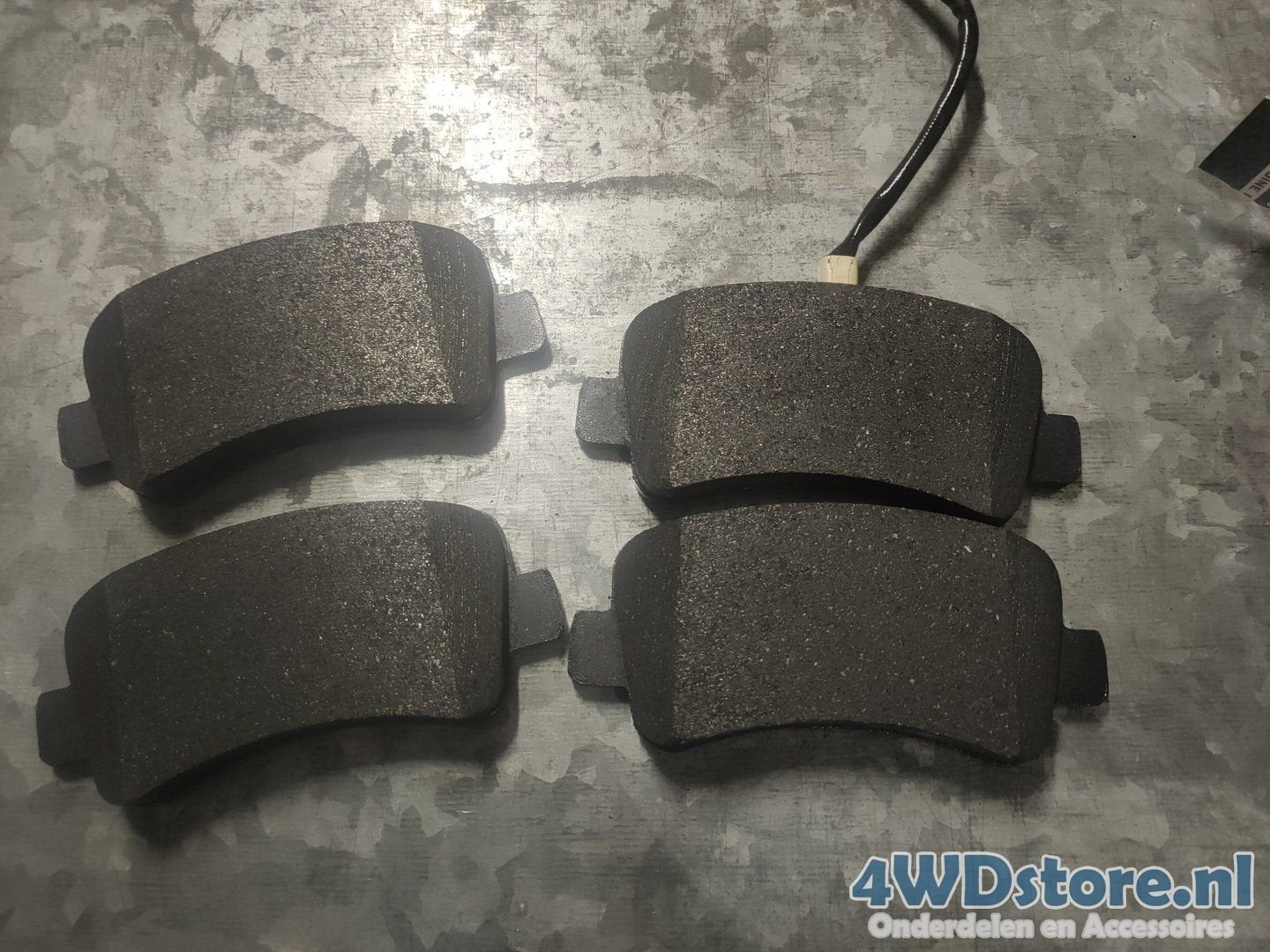 Nissan NV400 Remblokset Achteras 4406000Q3F, Neuf, -, -, Nissan