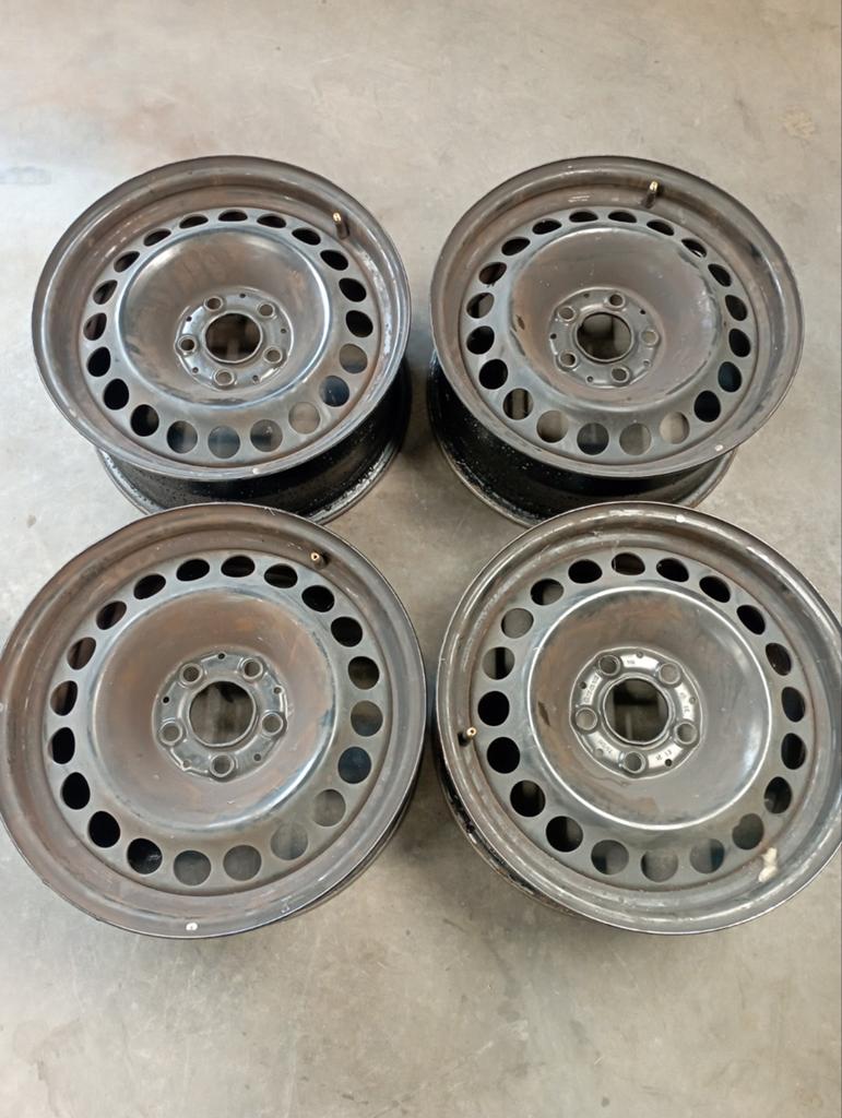 4 originele Mercedes 16inch stalen velgen, Auto-onderdelen, Ophalen, Velg(en)